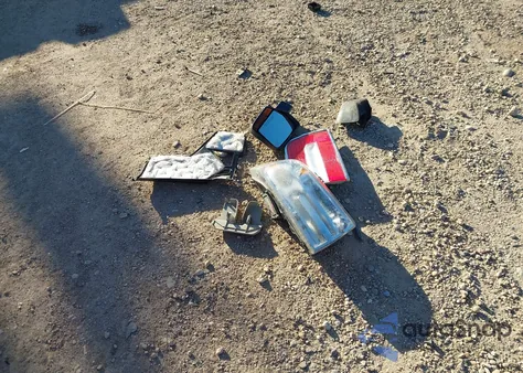 2011 Lincoln Navigator L z USA, uszkodzony, nr VIN 5LMJJ3H51BEJ05924